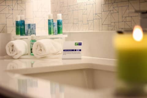 Holiday Inn Express & Suites Miami Airport East by IHG — photo 3