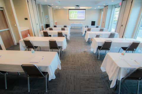 Holiday Inn Express & Suites Miami Airport East by IHG — photo 8