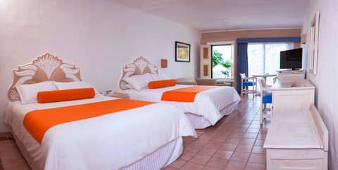 Flamingo Vallarta Hotel & Marina — photo 7