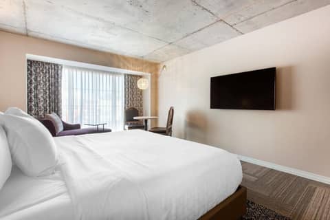 Cambria Hotel New Orleans Downtown Warehouse District — photo 2