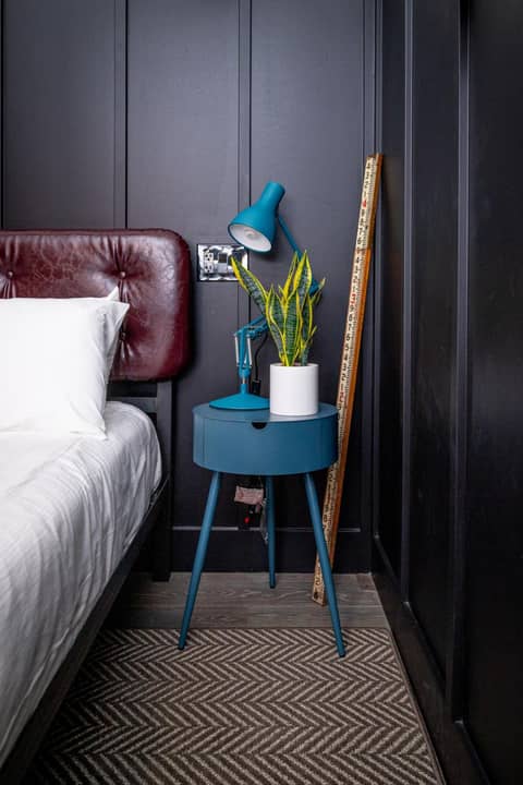 The Chicago Hotel Collection River North — bedroom