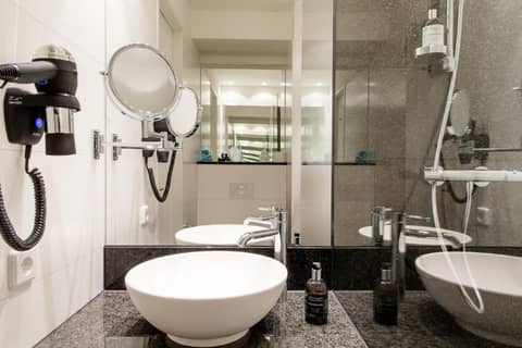 Motel One Dublin — photo 7