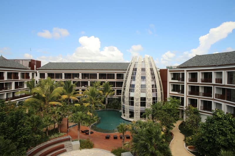 Golden Tulip Jineng Resort Bali — building