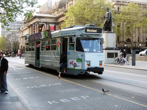 Oaks Melbourne Southbank Suites — photo 9
