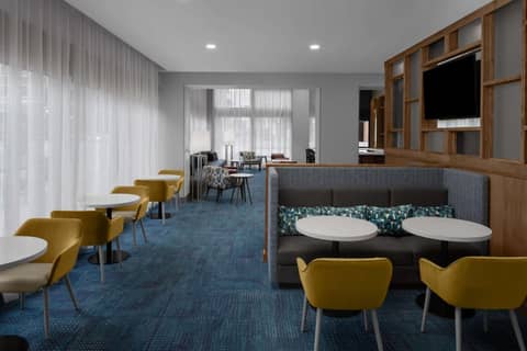 Hampton Inn Cleveland-Downtown — photo 8