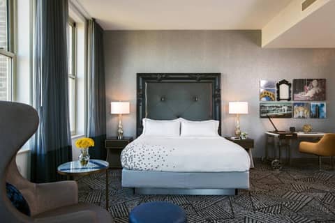 The Atterbury Hotel, Autograph Collection — hotel room