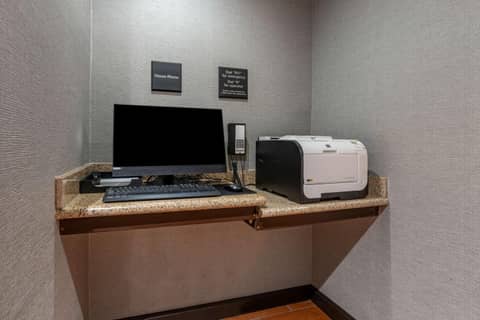 Hampton Inn & Suites Louisville East — photo 4