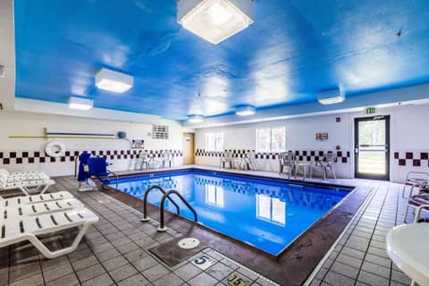 Motel 6-Indianapolis, IN - Southport — photo 8