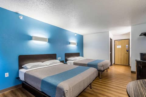 Motel 6-Indianapolis, IN - Southport — photo 9