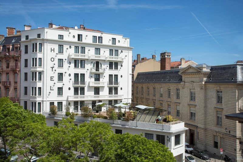 Collège Hôtel — building