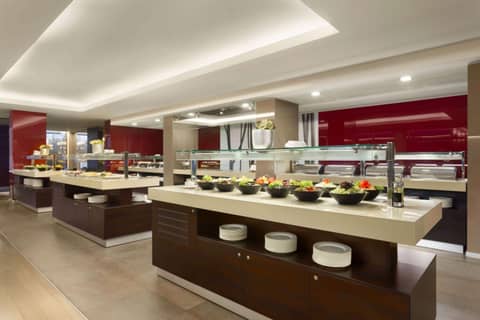 Ramada Plaza by Wyndham Bucharest Convention Center — photo 8