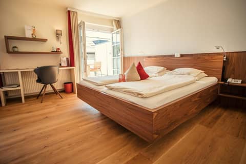 Hotel Rosenvilla — hotel room