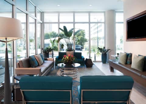 Embassy Suites By Hilton Sarasota — photo 4