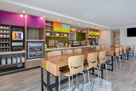 Home2 Suites By Hilton Savannah Midtown, Ga — photo 3
