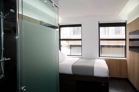 The Z Hotel Piccadilly — hotel room