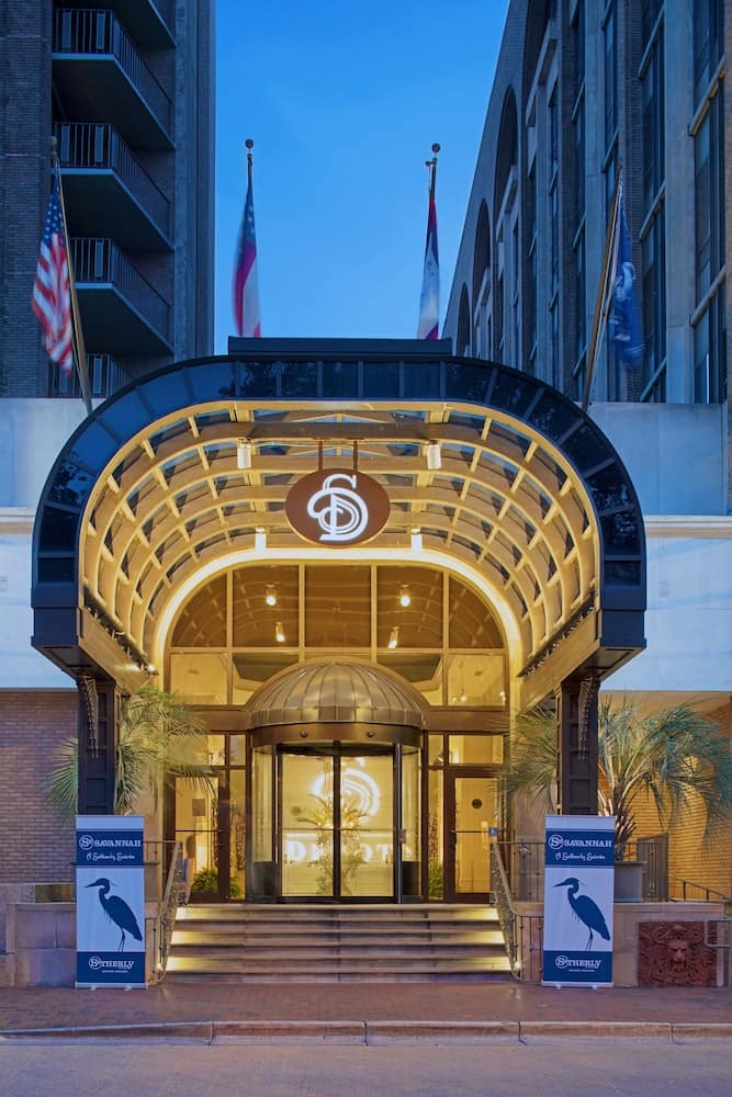 The Desoto Savannah — building