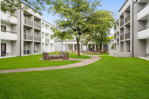 Courtyard Detroit Metro Airport Romulus — photo 6