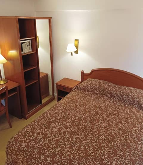 ATLAS TOWER HOTEL — hotel room
