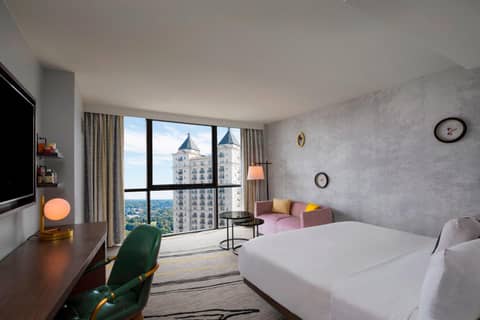 The Starling Atlanta Midtown, Curio Collection by Hilton — hotel room