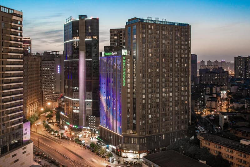 Holiday Inn Express Chengdu West Gate by IHG — photo 1