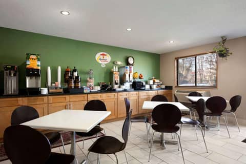Super 8 by Wyndham Richmond/Chamberlayne Rd — photo 6
