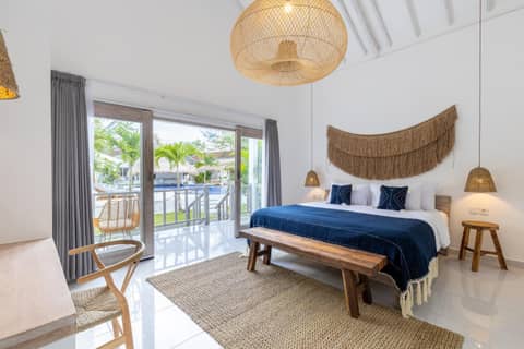 Jepun Sari Uluwatu — hotel room