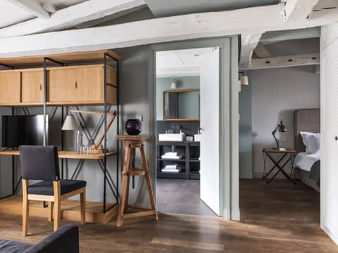 New Hotel Roblin — room