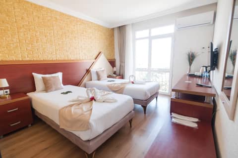 Far Life Hotel — hotel room