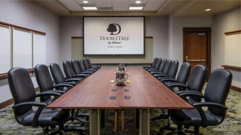 DoubleTree by Hilton Portland — photo 5