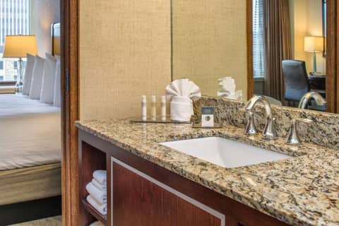 DoubleTree by Hilton Portland — photo 6