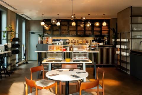 The Gate London City — restaurant