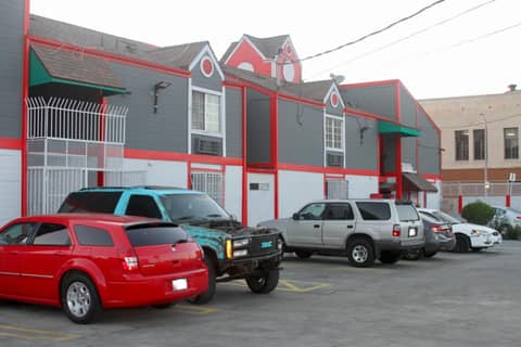 Broadway Inn Motel — photo 8