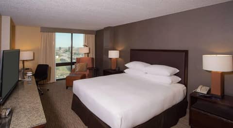 DoubleTree by Hilton San Antonio Airport — photo 3