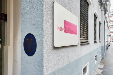 Hotel Kunsthof — other