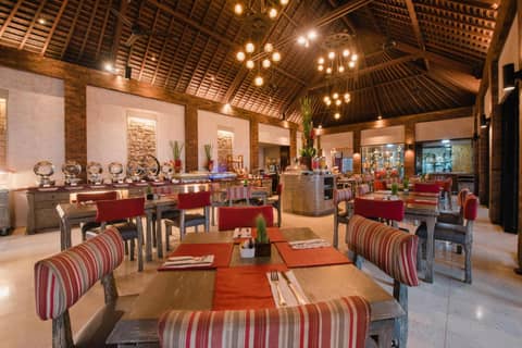 Kuta Seaview Beach Resort — photo 7