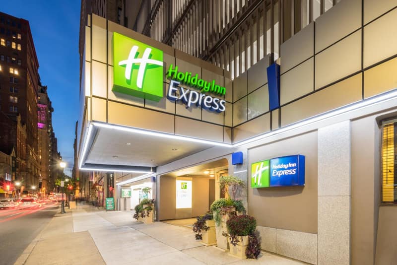 Holiday Inn Express Philadelphia-Midtown by IHG — building
