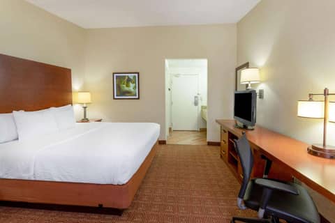 La Quinta Inn by Wyndham Minneapolis Airport Bloomington — photo 3