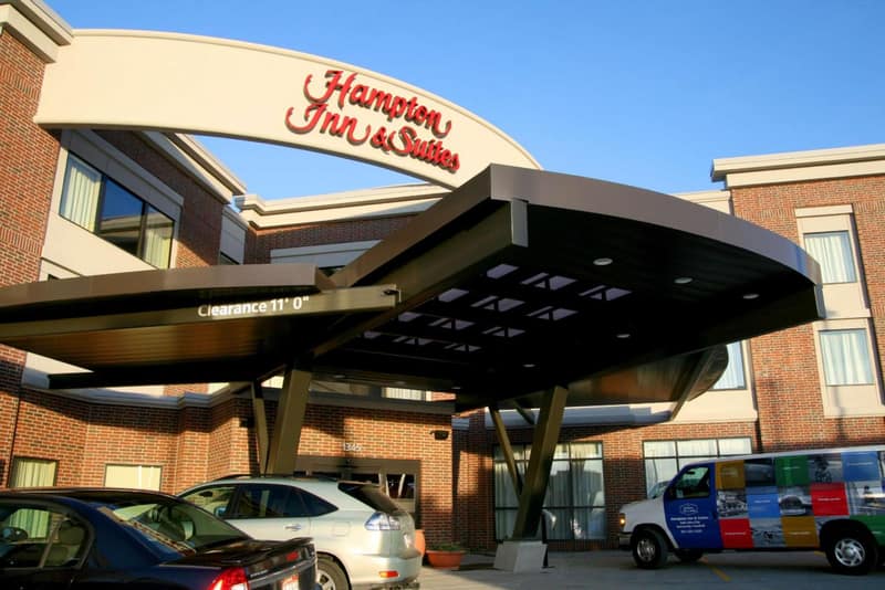 Hampton Inn & Suites Salt Lake City-University/Foothill Drive — building