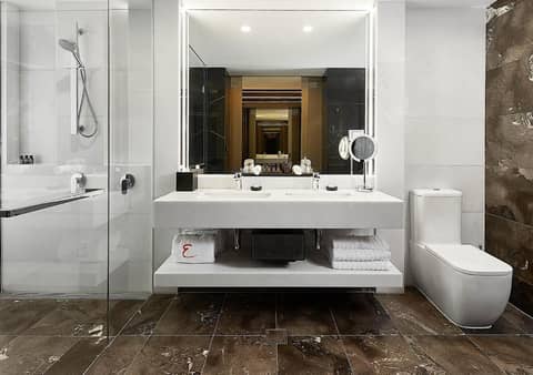 Emporium Hotel South Bank — bathroom