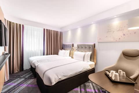 Premier Inn Hamburg City Hammerbrook — photo 2