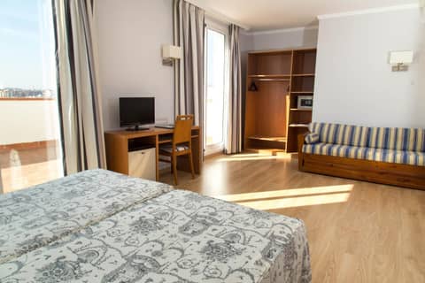 Ramblas Hotel — photo 3