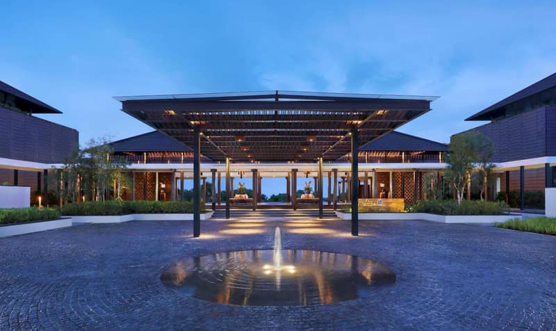 Radisson Blu Resort & Villas Bali Uluwatu — building