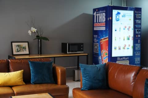 W22 by Burasari — lounge