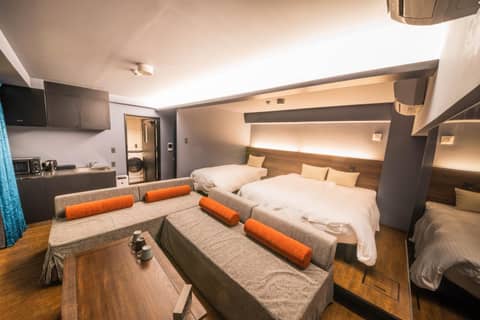 Hotel Brick — hotel room