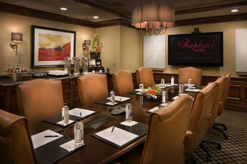 The Raphael Hotel, Autograph Collection — photo 3