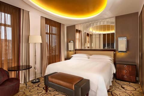 Sheraton Grand London Park Lane — hotel room