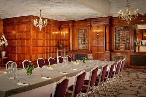 Sheraton Grand London Park Lane — meeting room