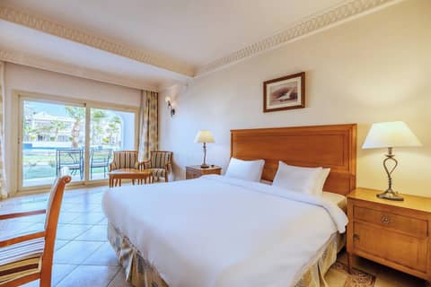 Continental Plaza Beach Resort — photo 2