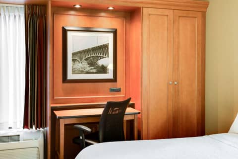 Hampton Inn Pittsburgh Greentree — photo 6