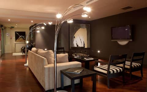 Hotel Moderno Puerta del Sol — lounge